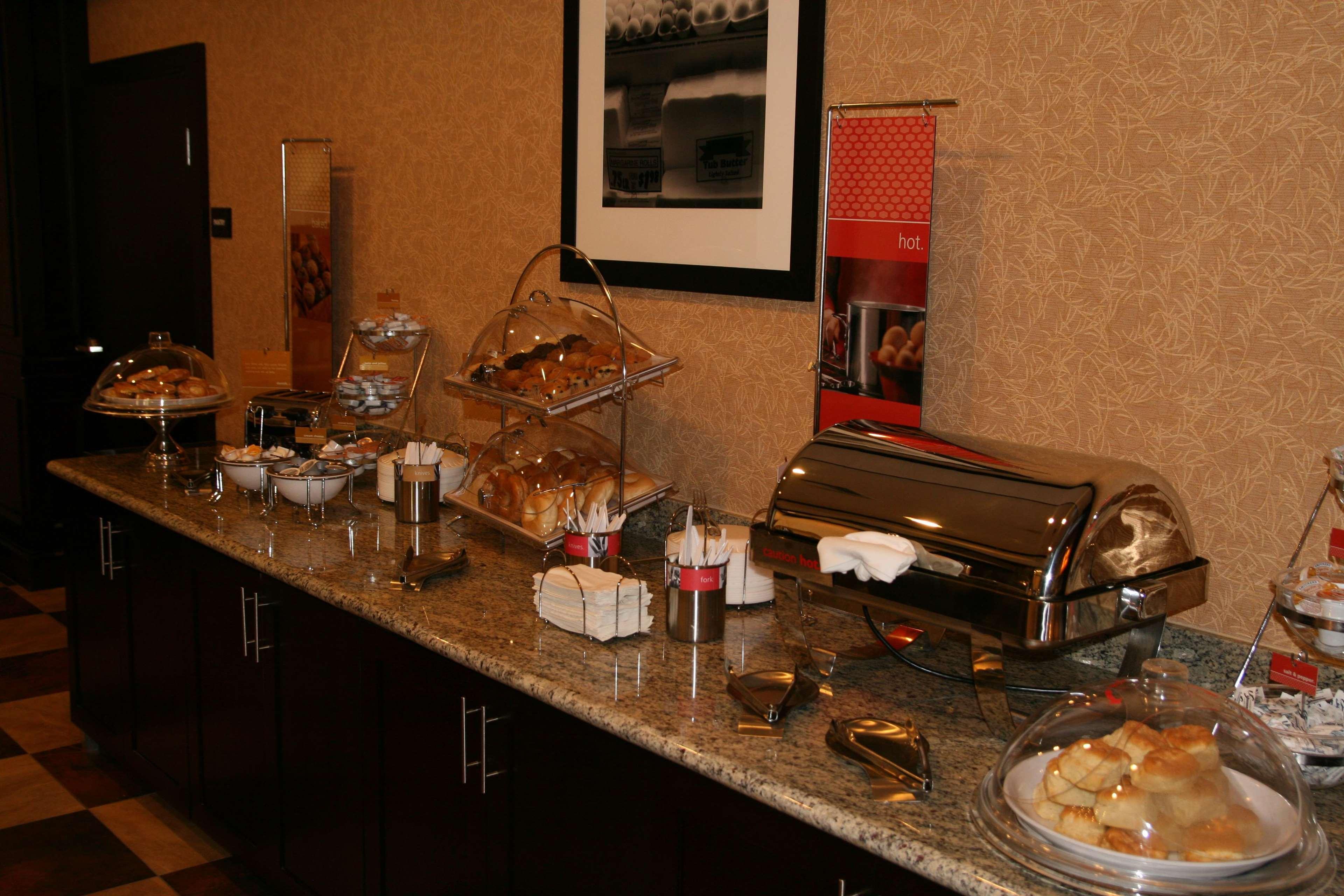 Hampton Inn & Suites Μπάφαλο Εστιατόριο φωτογραφία